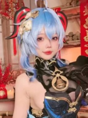 小瑶幺幺cos图包合集下载